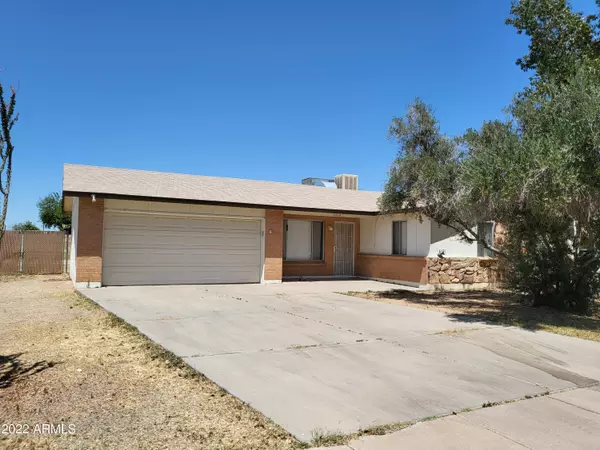 7214 W CAVALIER Drive, Glendale, AZ 85303