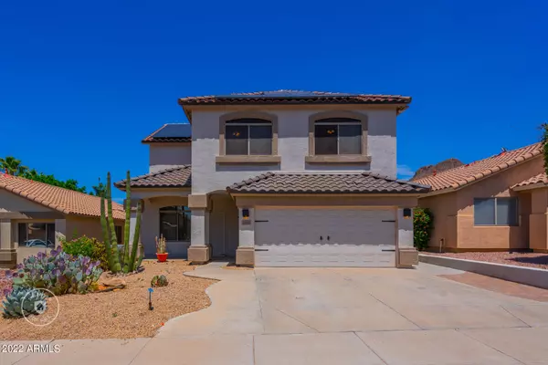 6342 W DESERT HOLLOW Drive, Phoenix, AZ 85083