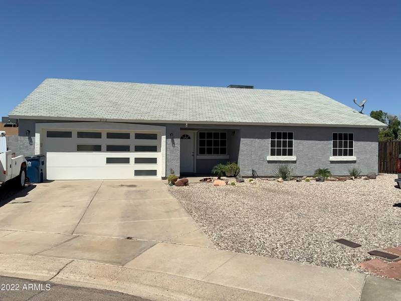 452 S HIGO Circle, Apache Junction, AZ 85120