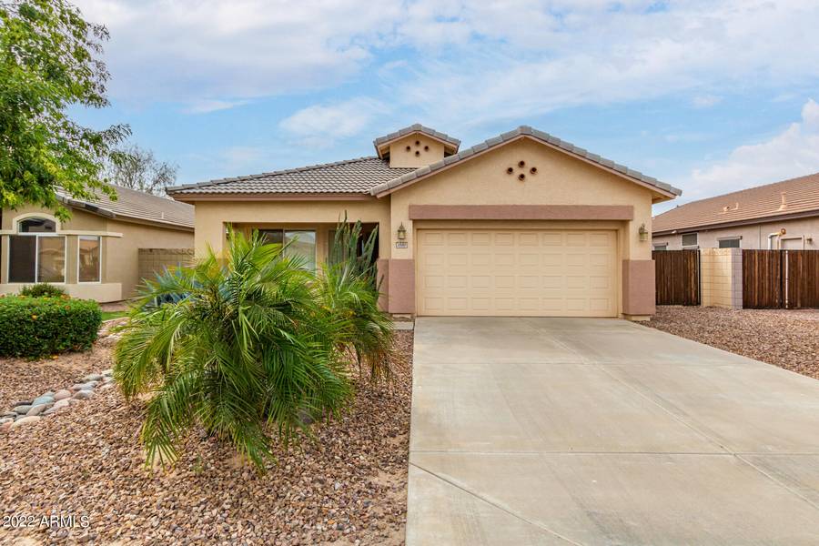 3580 S JOSHUA TREE Lane, Gilbert, AZ 85297