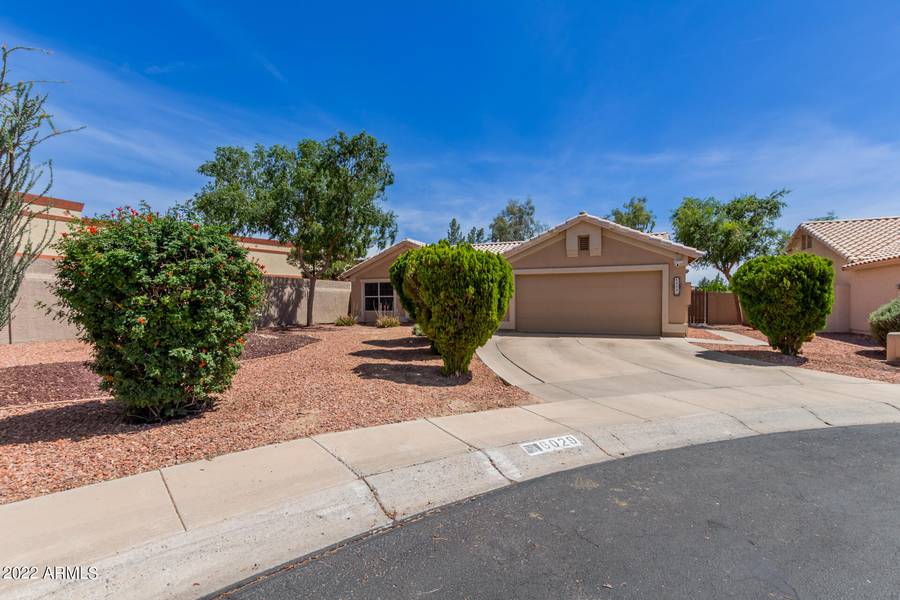 6029 W PONTIAC Drive, Glendale, AZ 85308