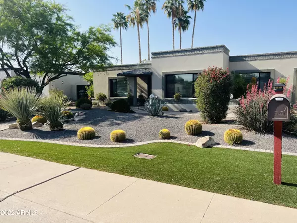 5210 E EVERETT Drive, Scottsdale, AZ 85254