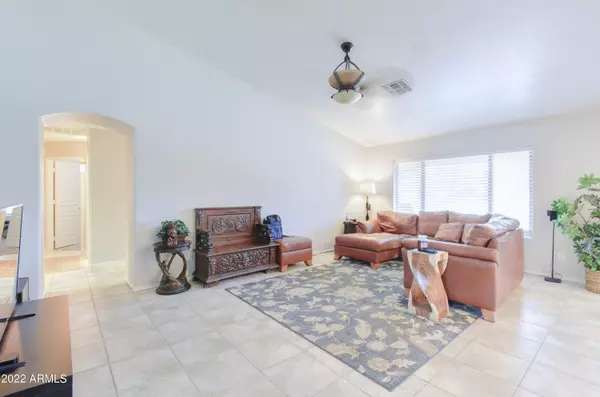 Chandler, AZ 85248,4841 S VISTA Place