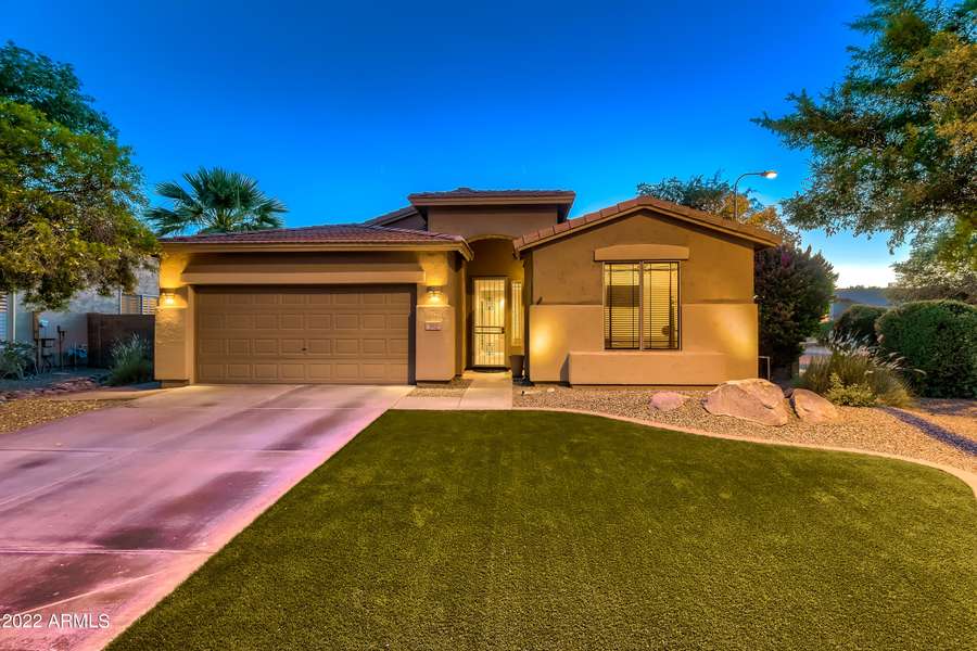 392 N WILSON Drive, Chandler, AZ 85225