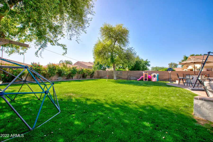 4053 S HUACHUCA Way, Chandler, AZ 85249