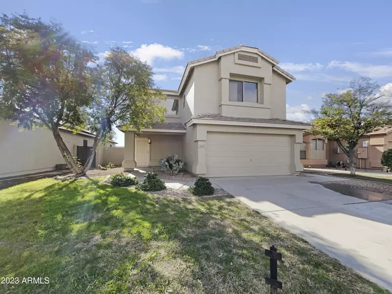 2201 E ARABIAN Drive, Gilbert, AZ 85296