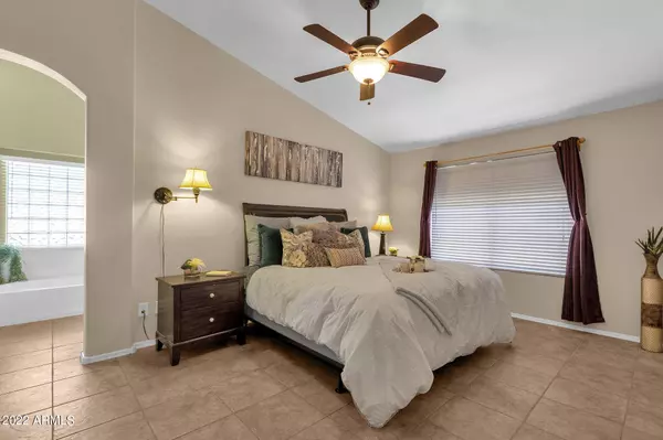 Mesa, AZ 85209,2021 S Rowen --