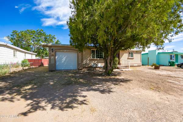 Huachuca City, AZ 85616,121 E PIMA Street