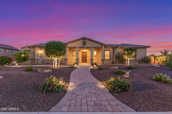 7611 W SAGUARO PARK Lane, Peoria, AZ 85383