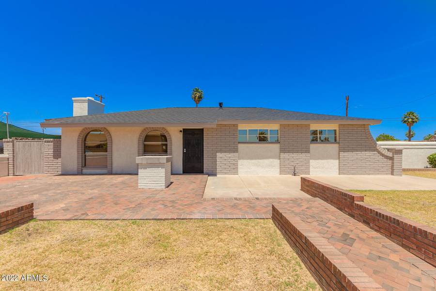 4002 W CAMBRIDGE Avenue, Phoenix, AZ 85009