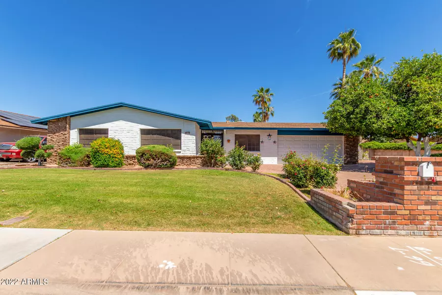 8217 N 45TH Avenue, Glendale, AZ 85302