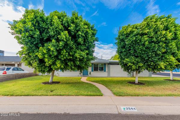 2544 E MEADOWBROOK Avenue, Phoenix, AZ 85016