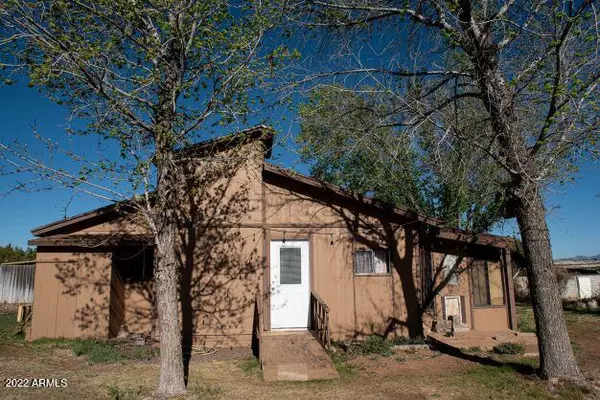 Concho, AZ 85924,1 COUNTY ROAD 8001 --