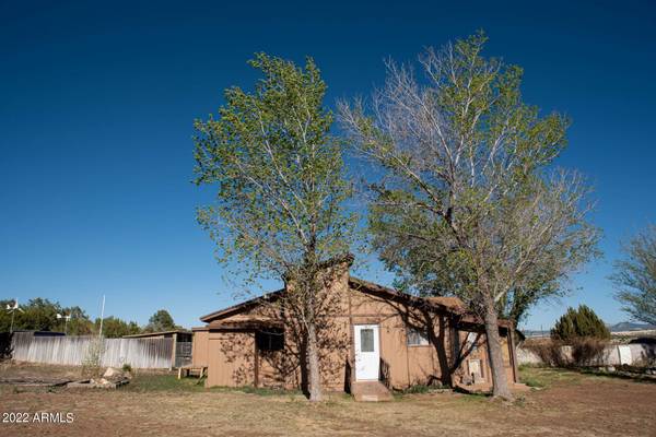 1 COUNTY ROAD 8001 --, Concho, AZ 85924