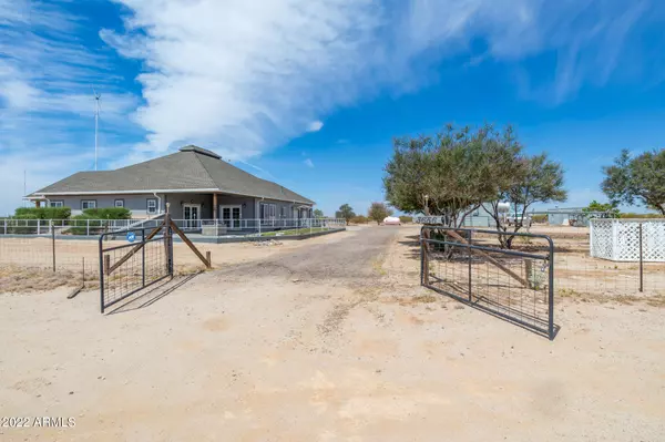 3656 S TURNER Road, Buckeye, AZ 85326