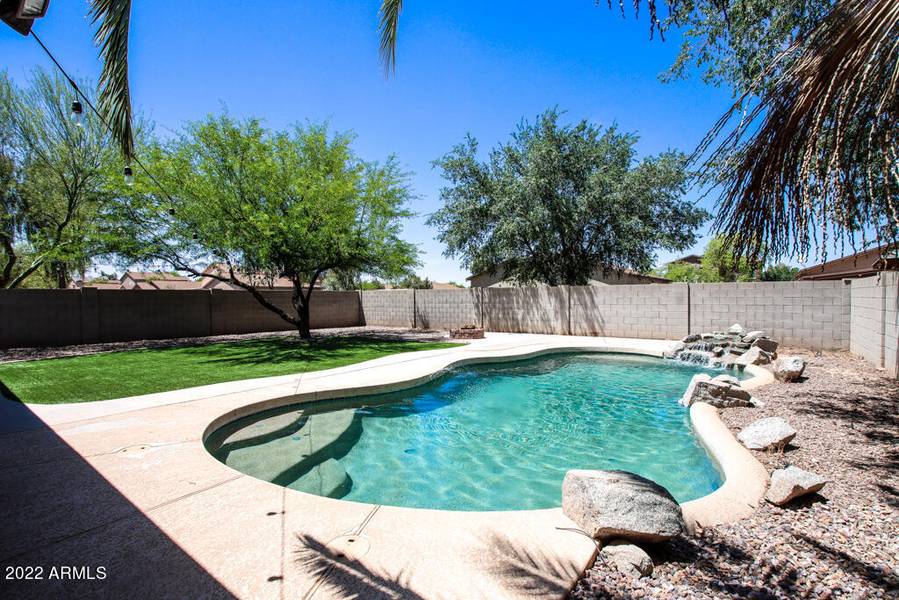 1126 E DENIM Trail, San Tan Valley, AZ 85143