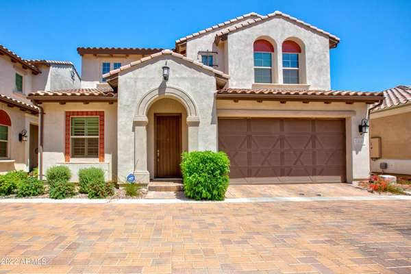 Chandler, AZ 85248,1938 W GRAND CANYON Drive