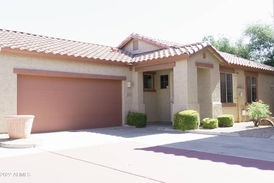 852 E DEVON Road, Gilbert, AZ 85296