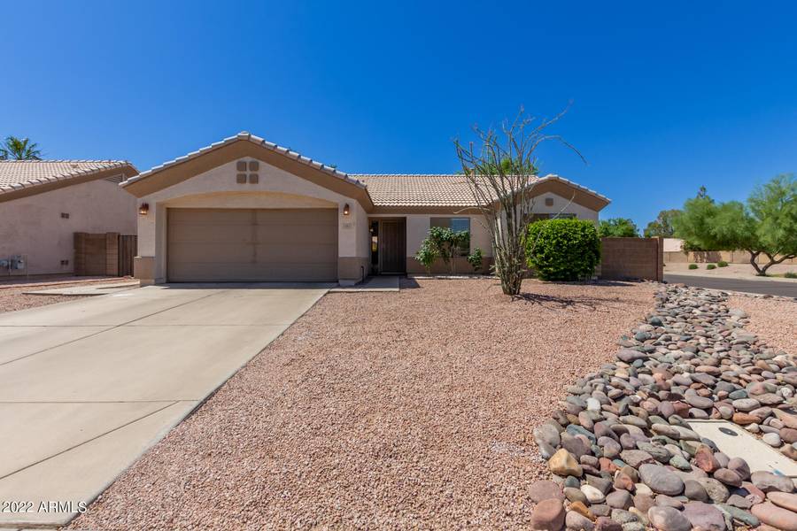 483 W Silver Creek Court, Gilbert, AZ 85233