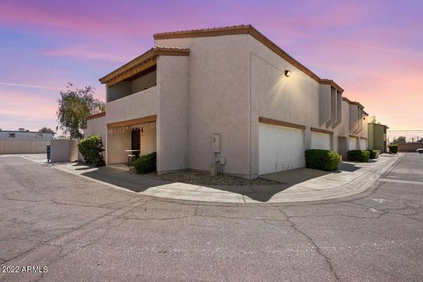 Phoenix, AZ 85015,2202 W GLENROSA Avenue #15