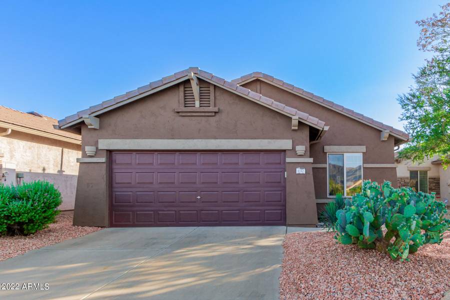 8242 S HIDDEN TRAIL Court, Gold Canyon, AZ 85118