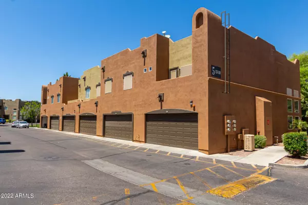 Phoenix, AZ 85015,1718 W Colter Street #128