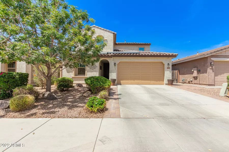 12230 W BRILES Road, Peoria, AZ 85383