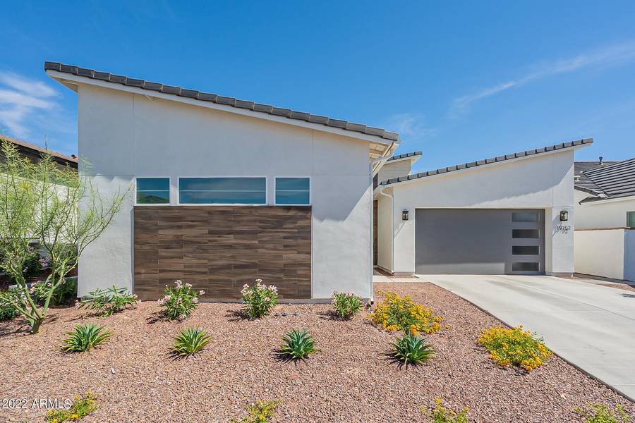 19752 W TURNEY Avenue, Litchfield Park, AZ 85340