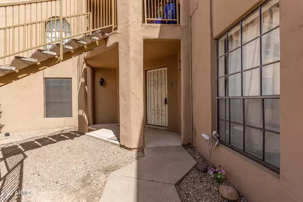 Phoenix, AZ 85032,13035 N 34TH Street #9