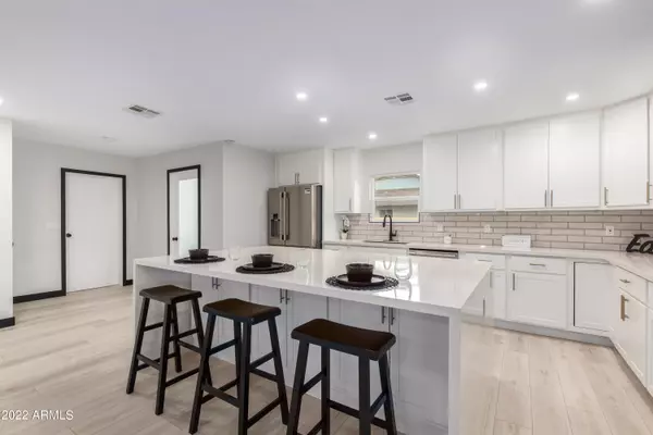 Mesa, AZ 85213,648 N WINDSOR --