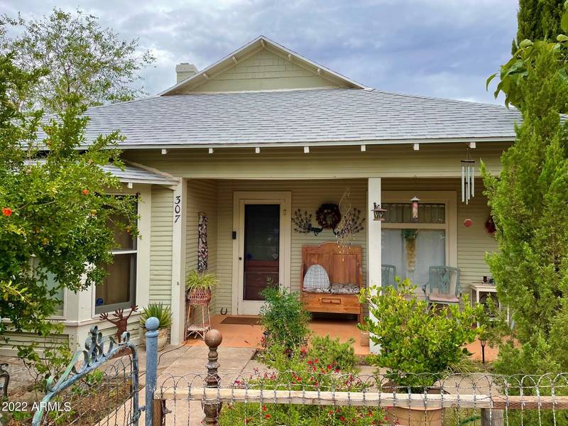 307 SHATTUCK Street, Bisbee, AZ 85603