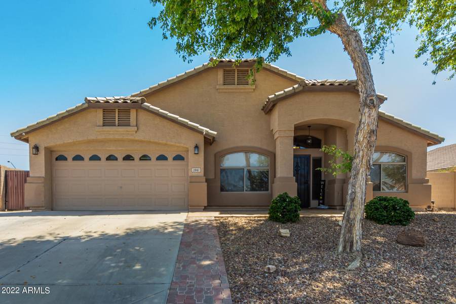 3961 E THORNTON Avenue, Gilbert, AZ 85297