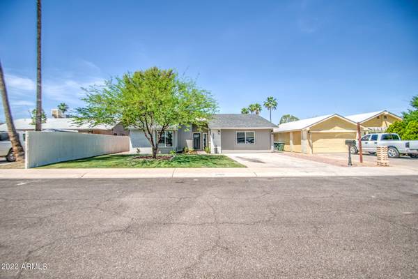 Phoenix, AZ 85042,6808 S 41ST Place