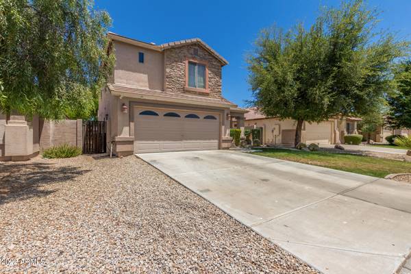 San Tan Valley, AZ 85143,2836 E SILVERSMITH Trail