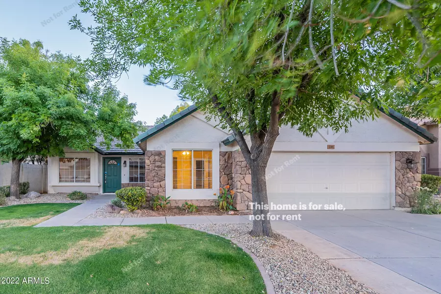 241 E WINDSOR Drive, Gilbert, AZ 85296