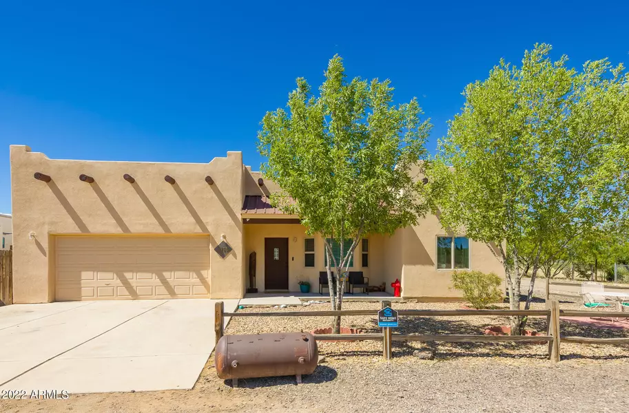 3160 W GREEN PARK Drive, Benson, AZ 85602