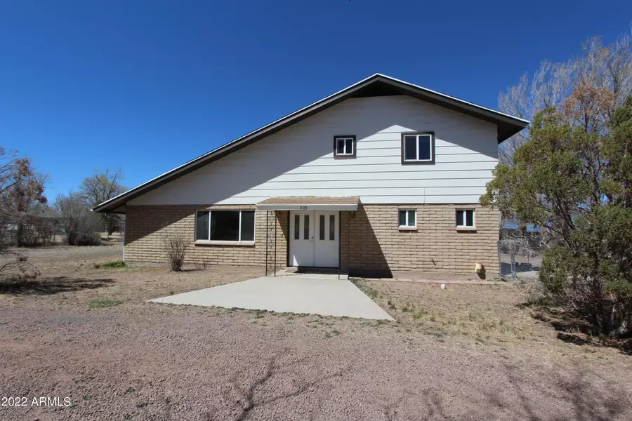 809 E MASON Drive, Springerville, AZ 85938