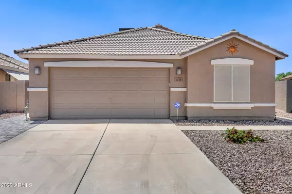 1219 E Vernoa Street, San Tan Valley, AZ 85140