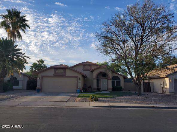 2236 E RAWHIDE Street, Gilbert, AZ 85296