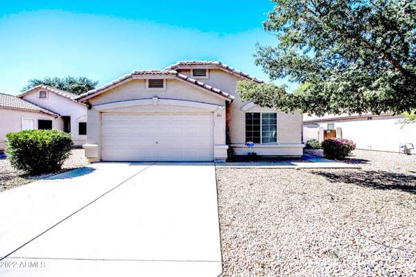 Chandler, AZ 85225,821 E SARAGOSA Street