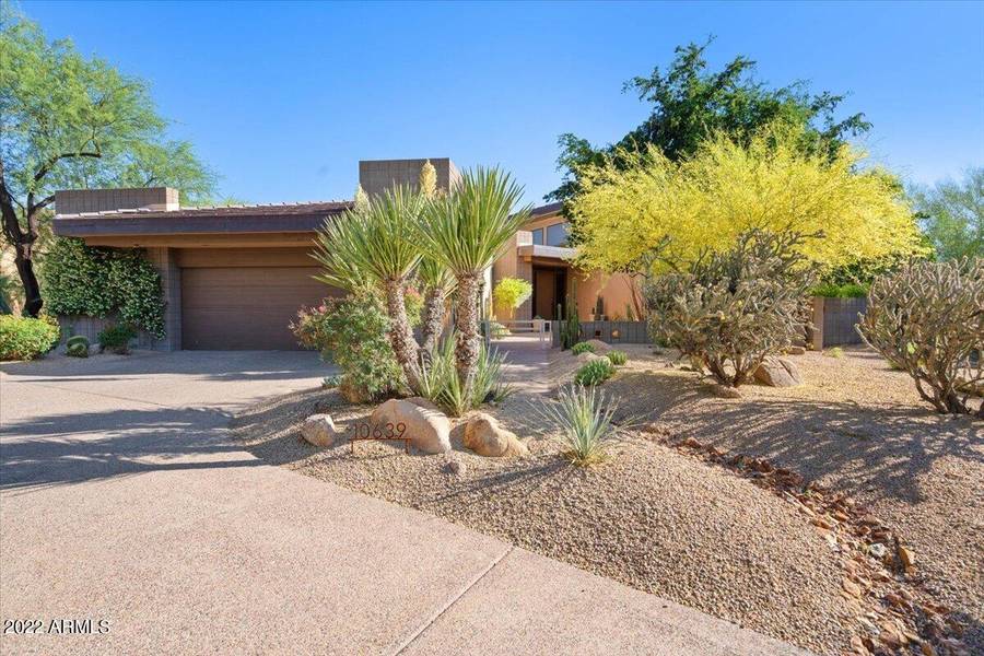 10639 E FERNWOOD Lane, Scottsdale, AZ 85262