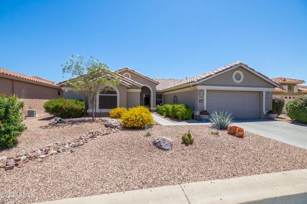 16165 W Mulberry Drive, Goodyear, AZ 85395