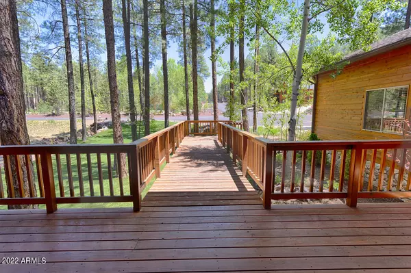 Pinetop, AZ 85935,8812 STARWOOD Drive