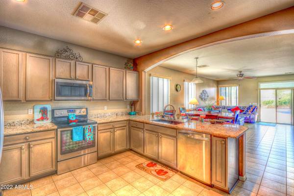 Maricopa, AZ 85138,43453 W CAVEN Drive