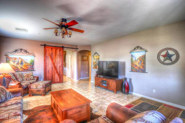 Maricopa, AZ 85138,43453 W CAVEN Drive