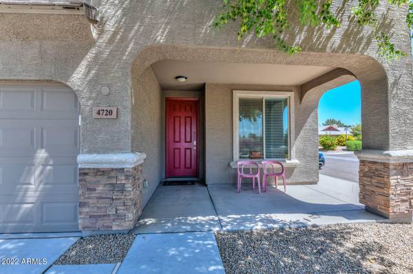 4720 W WINCHCOMB Drive,  Glendale,  AZ 85306