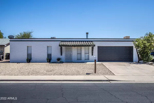 1905 E FLORIAN Avenue, Mesa, AZ 85204