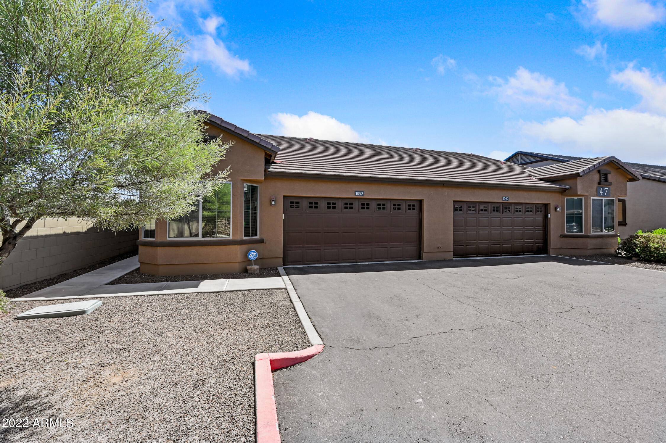 2725 E MINE CREEK Road #1093, Phoenix, AZ 85024