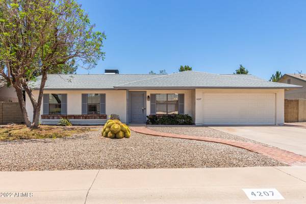 4207 E AHWATUKEE Drive,  Phoenix,  AZ 85044