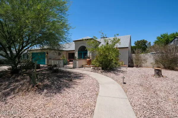 736 N ROOSEVELT Avenue, Chandler, AZ 85226